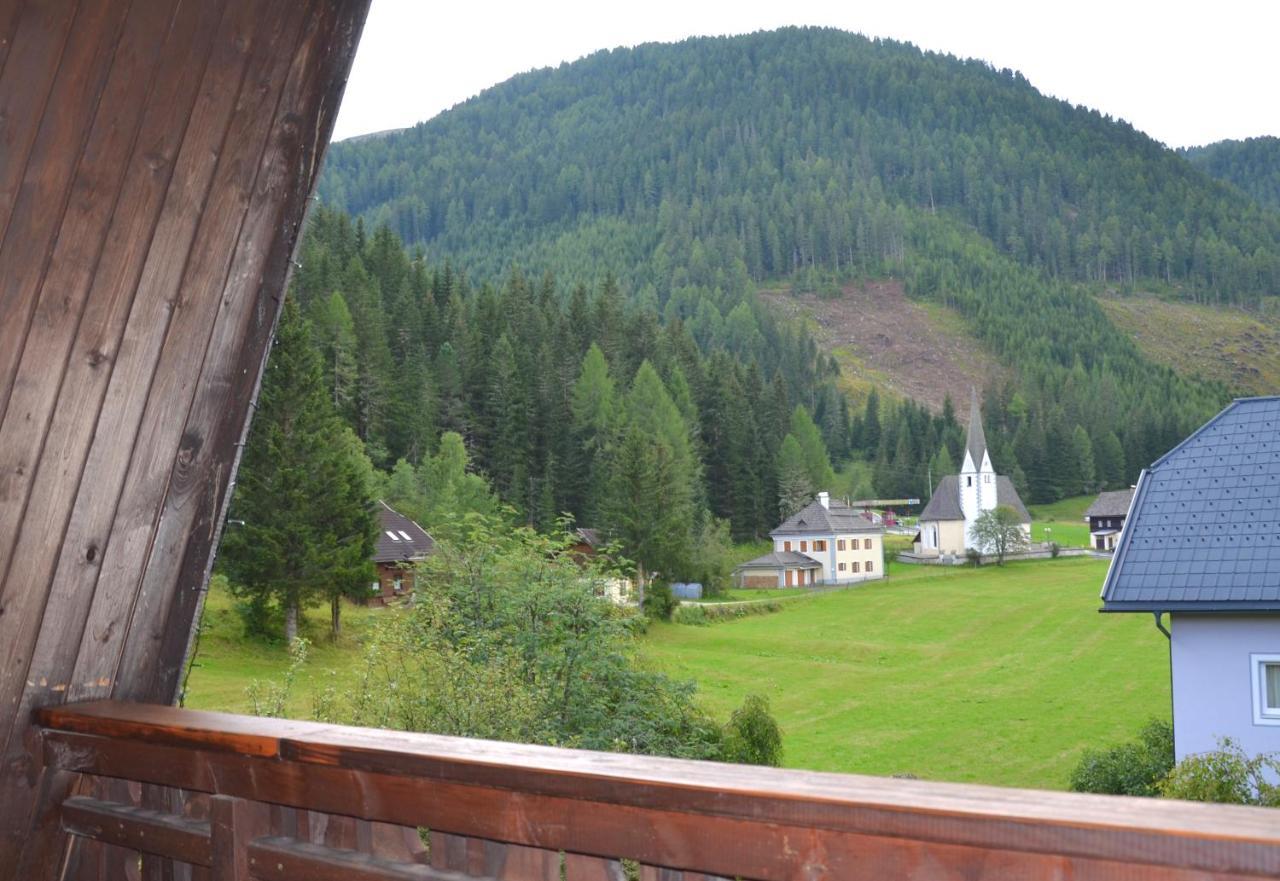 Gaestehaus Christophorus Innerkrems Εξωτερικό φωτογραφία